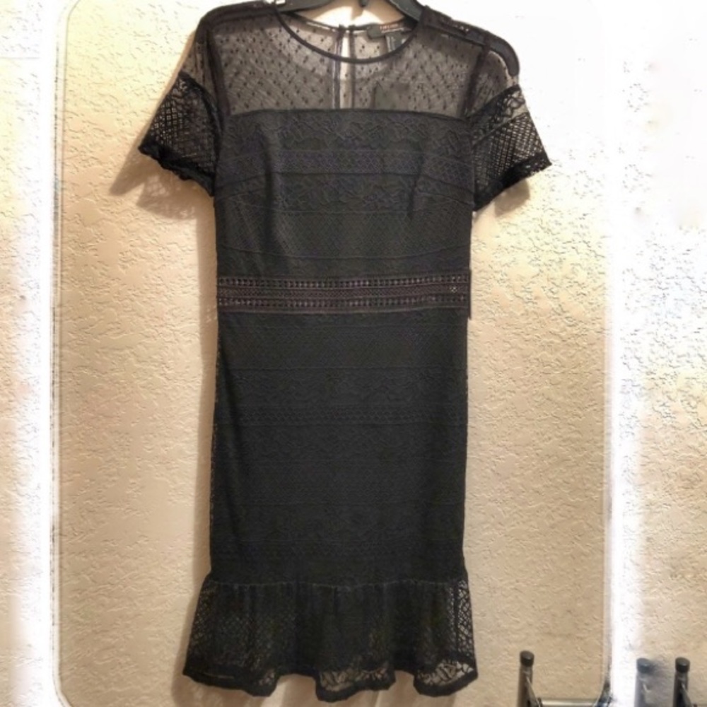 Lace Dress with ruffles
